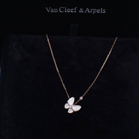 Van Cleef & Arpels Necklace - Picture 1 of 6